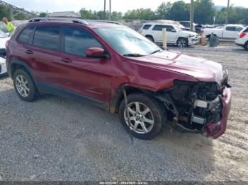  Salvage Jeep Cherokee