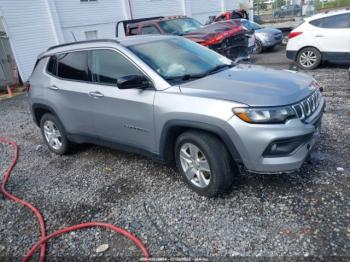  Salvage Jeep Compass