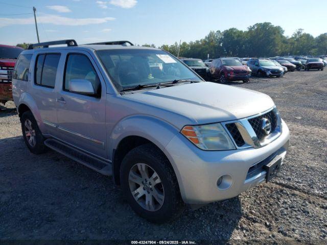  Salvage Nissan Pathfinder