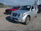 Nissan Pathfinder Silver Image 3