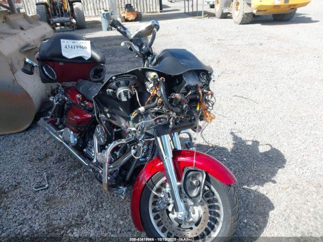  Salvage Harley-Davidson Fltr