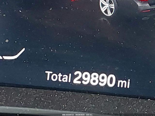 BMW 5 Series I Xdrive Image 11