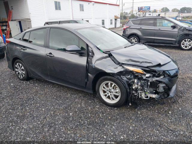  Salvage Toyota Prius Prime