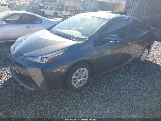 Toyota Prius Le Image 13