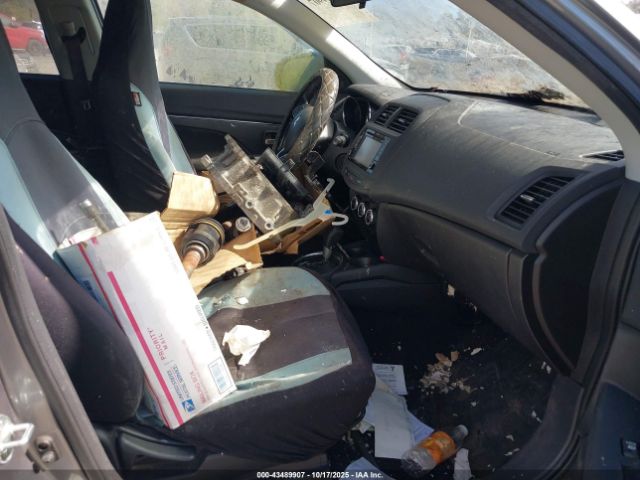 Mitsubishi Outlander 2.4 Se Image 7