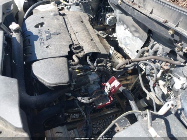 Mitsubishi Outlander 2.4 Se Image 6