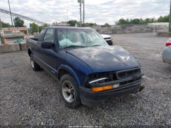  Salvage Chevrolet S-10