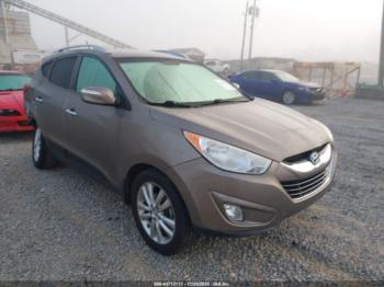  Salvage Hyundai TUCSON