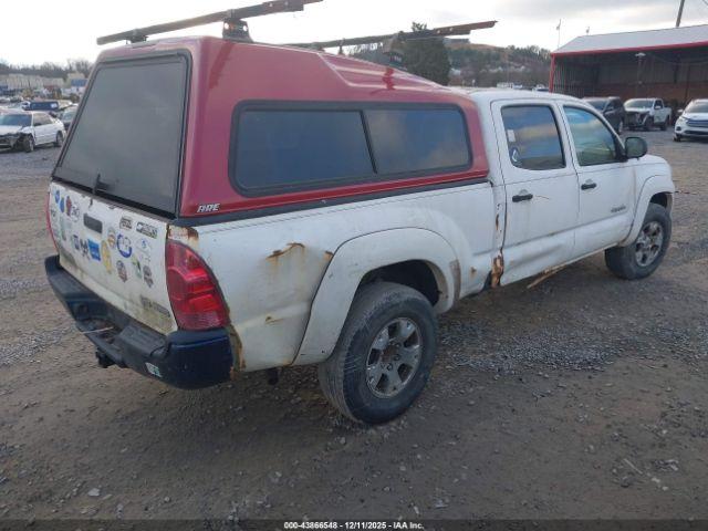 Toyota Tacoma Base V6 Image 2
