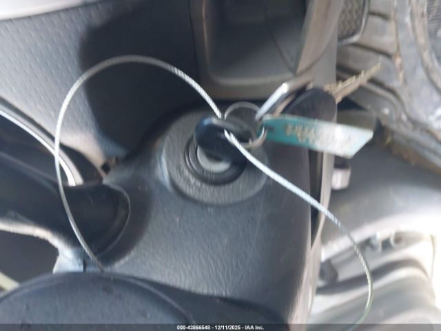 Toyota Tacoma Base V6 Image 9