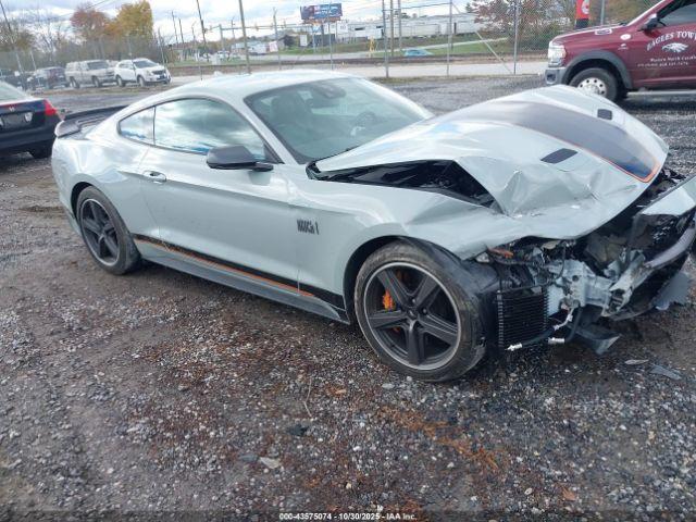  Salvage Ford Mustang