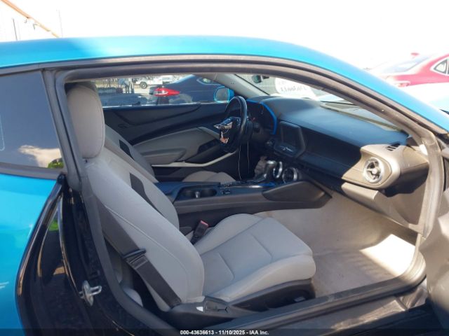 Chevrolet Camaro 1lt Image 15