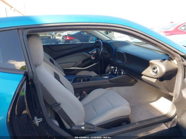 Chevrolet Camaro 1lt Image 15