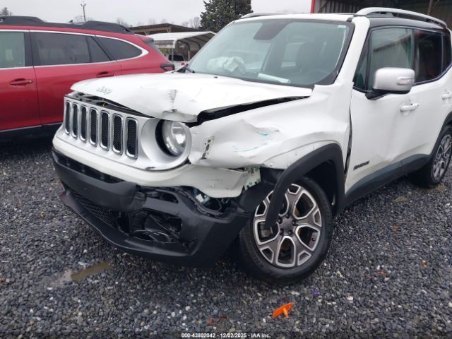Jeep Renegade Limited 4x4 Image 3