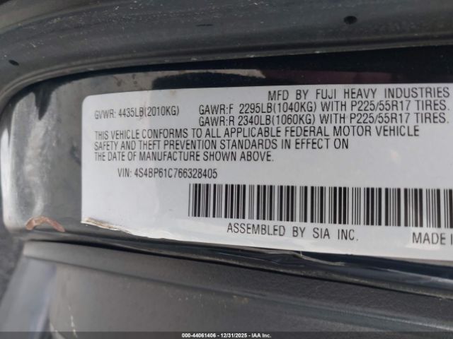 Subaru Outback 2.5i Image 8