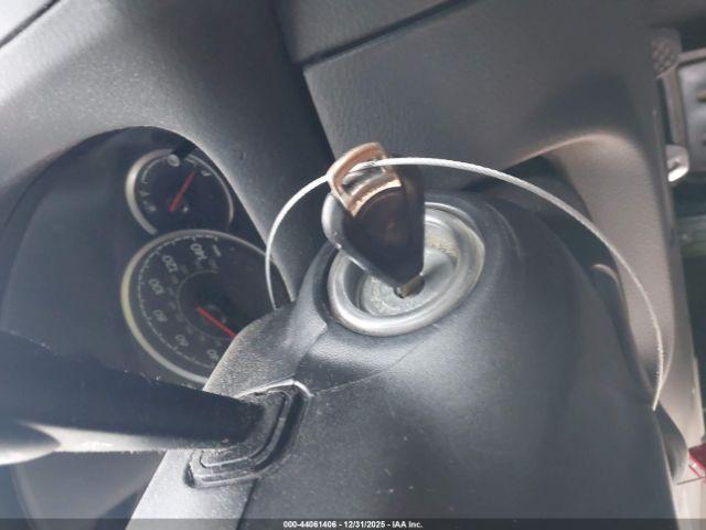 Subaru Outback 2.5i Image 7