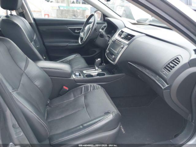 Nissan Altima 2.5 Sl Image 2