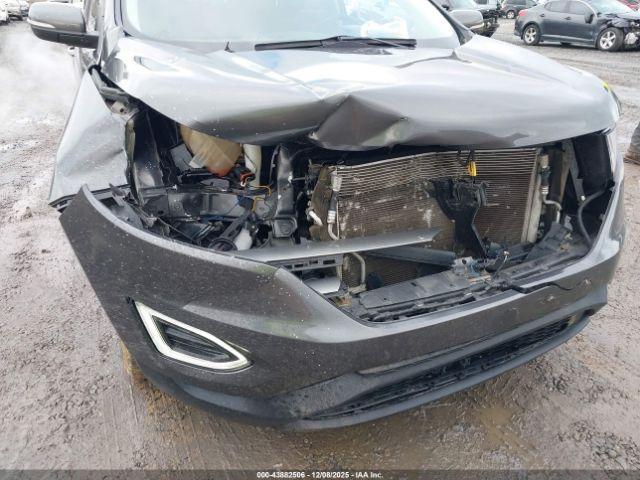 Ford Edge Titanium Image 12