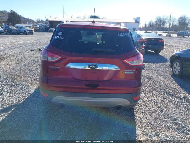 Ford Escape Titanium Image 10