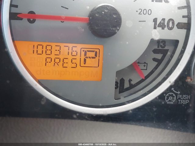 Nissan Xterra Pro-4x Image 12