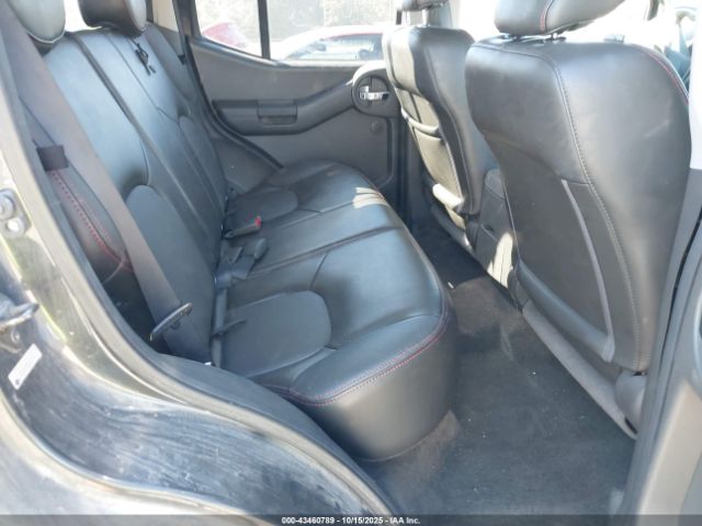 Nissan Xterra Pro-4x Image 4