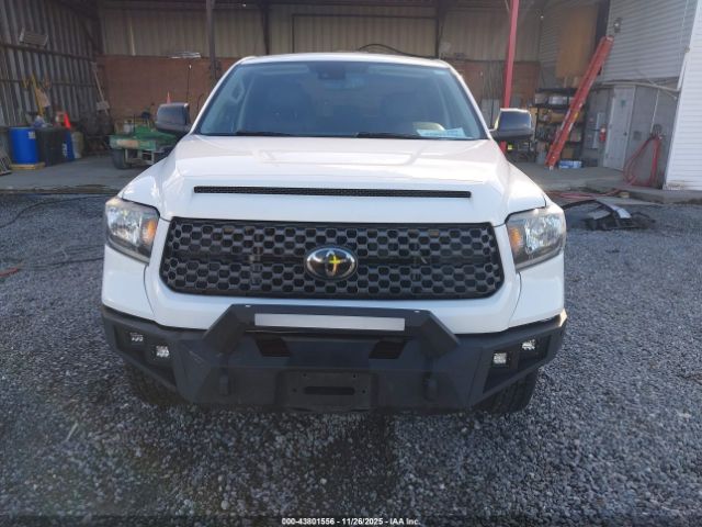 Toyota Tundra Sr5 Image 10