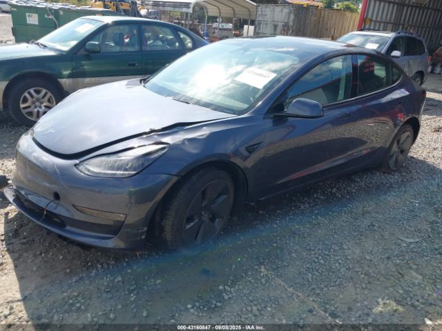 Tesla Model 3 Long Range Dual Motor All-wheel Drive Image 2