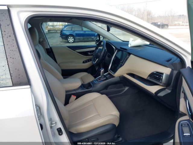 Subaru Legacy Limited Image 8