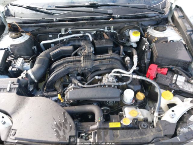 Subaru Legacy Limited Image 12