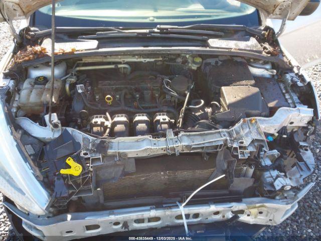 Ford Focus S Image 8