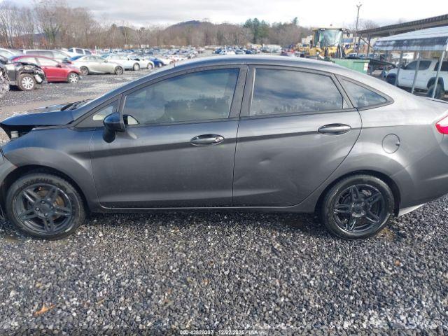 Ford Fiesta Se Image 10