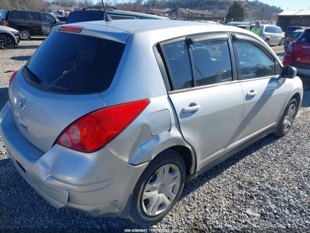 Nissan Versa 1.8s Image 7