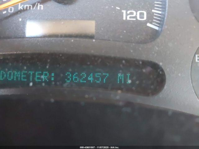 Chevrolet Silverado 2500 Lt Image 7