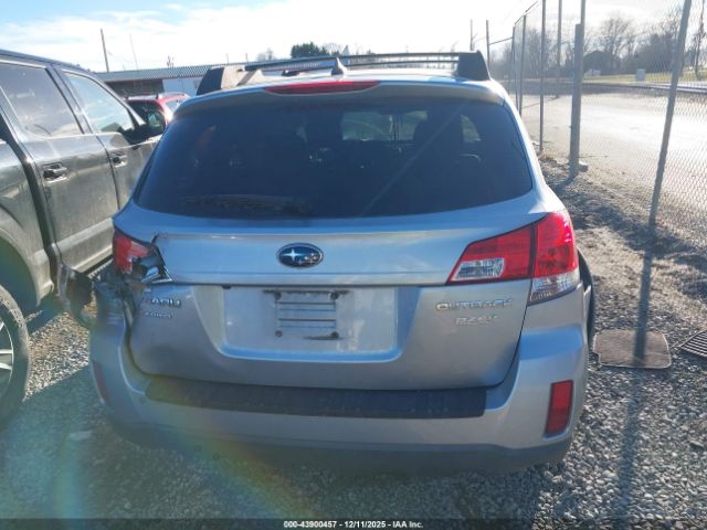 Subaru Outback 2.5i Limited Image 4