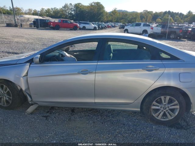 Hyundai SONATA Gls Image 16