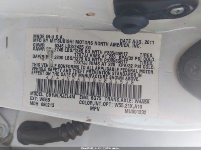 Mitsubishi Endeavor Image 8