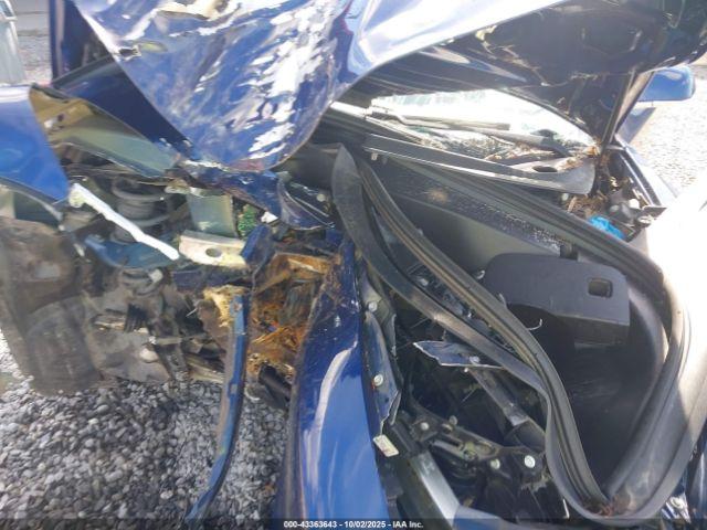 Tesla Model 3 Image 8