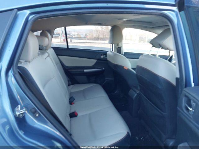 Subaru Crosstrek 2.0i Limited Image 4