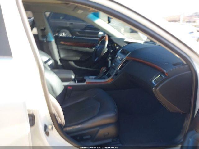 Cadillac CTS Luxury Image 5