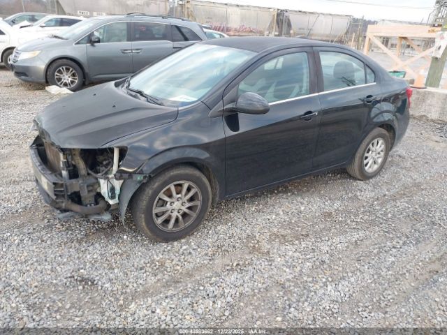 Chevrolet Sonic Lt Auto Image 2