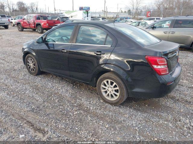 Chevrolet Sonic Lt Auto Image 3