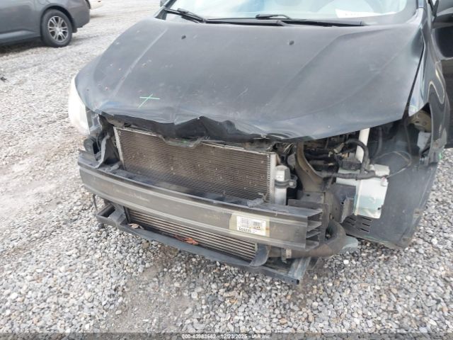 Chevrolet Sonic Lt Auto Image 4