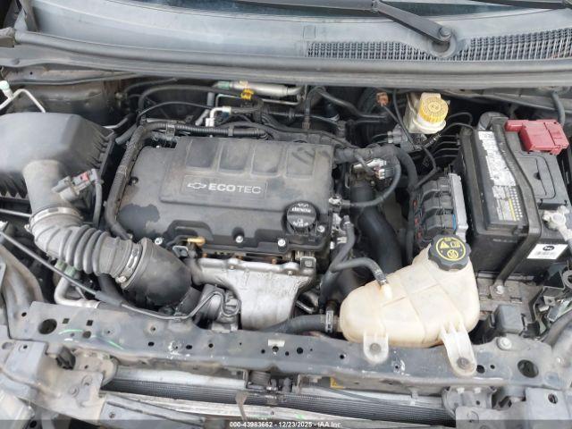 Chevrolet Sonic Lt Auto Image 6