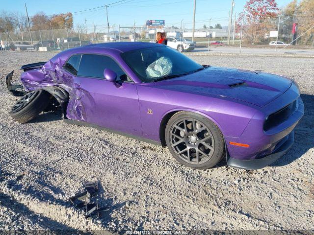  Salvage Dodge Challenger