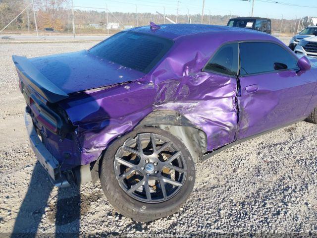 Dodge Challenger Image 13