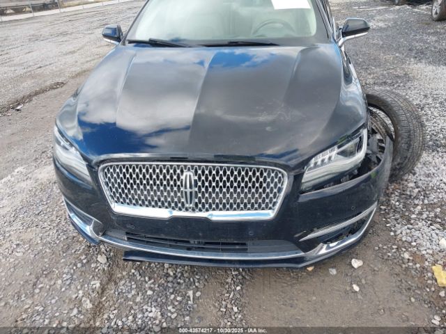 Lincoln MKZ Hybrid Reserve Image 11