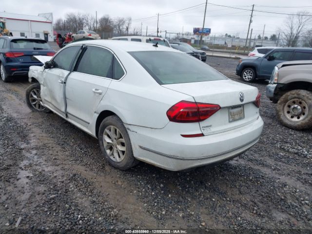 Volkswagen Passat 1.8t S Image 2