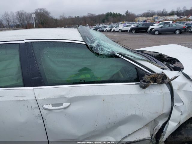 Volkswagen Passat 1.8t S Image 12