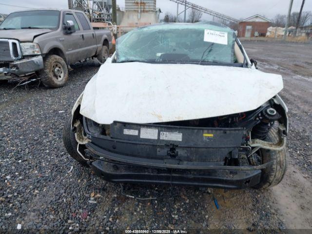 Volkswagen Passat 1.8t S Image 8