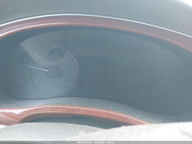 Hyundai Genesis 3.8 Image 12